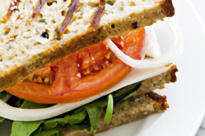 Tomato Tactics: Keeping Your Sandwich Crisp and Fresh